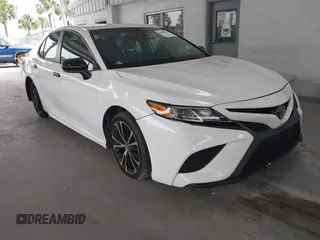 2019 Toyota Camry LE z VIN 4T1B11HK0KU166883, wystawiony jako IAAI lot #42397031 z przebiegiem 107 598 mil mil oraz . Historia ofert i sprzedaży dostępna na DreamBid. Obrazek 1.