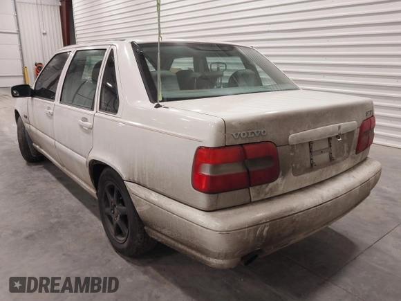 1998 Volvo S70 with VIN YV1LS5544W1463658, listed as a IAAI auction lot 41507041 with 202,886 mi miles and . Bid and sale history available at DreamBid. Image 3.