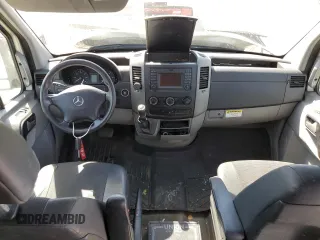 2016 Mercedes-Benz Sprinter with VIN WD4PE7DD0GP183493, listed as a Copart auction lot 69262844 with 1,000 mi miles and Salvage Title. Bid and sale history available at DreamBid. Image 8.