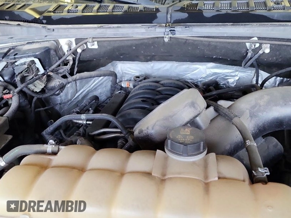 2018 Ford F-150 XL with VIN 1FTFX1E51JKF08337, listed as a IAAI auction lot 42088051 with 122,083 mi miles. Bid and sale history available at carsss.com. Image 1.