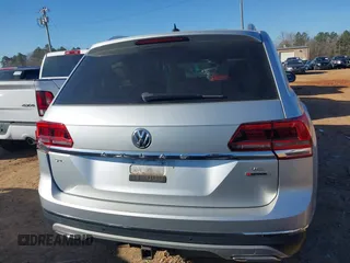 2018 Volkswagen Atlas SEL Premium с VIN 1V2NR2CA9JC503746, выставлен на аукционе IAAI как лот 41497254 с пробегом 125 162 миль миль и . История ставок и продаж доступна на DreamBid. Изображение 16.