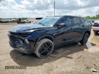 2023 Chevrolet Blazer LT z VIN 3GNKBCR47PS109821, wystawiony jako Copart lot #61078225 z przebiegiem 59 722 mil mil oraz Szkoda całkowita • Salvage title. Historia ofert i sprzedaży dostępna na DreamBid. Obrazek 1.