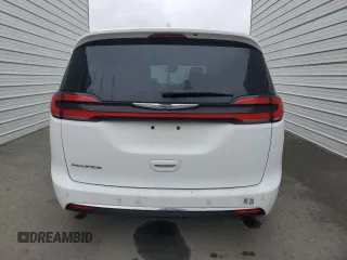 2021 Chrysler Pacifica Touring L with VIN 2C4RC1BG7MR606731, listed as a Copart auction lot 48249895 with 26,026 mi miles and Non Repairable. Bid and sale history available at DreamBid. Image 6.