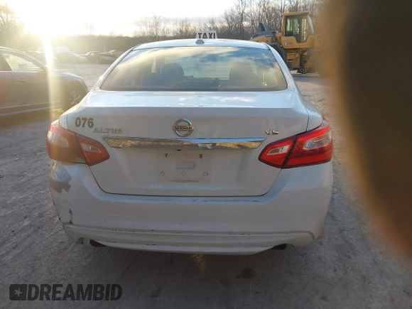 2017 Nissan Altima SV with VIN 1N4AL3AP3HC285236, listed as a IAAI auction lot 41272147 with 246,465 mi miles and . Bid and sale history available at carsss.com. Image 16.