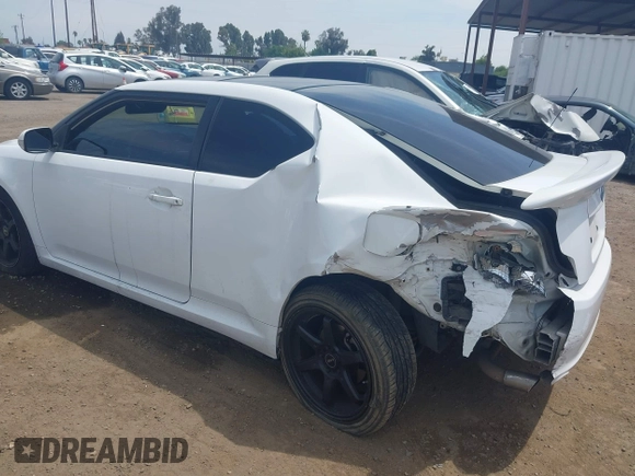 2011 Scion tC z VIN JTKJF5C74B3007388, wystawiony jako IAAI lot #42149607 z przebiegiem 120 694 mil mil oraz . Historia ofert i sprzedaży dostępna na DreamBid. Obrazek 3.