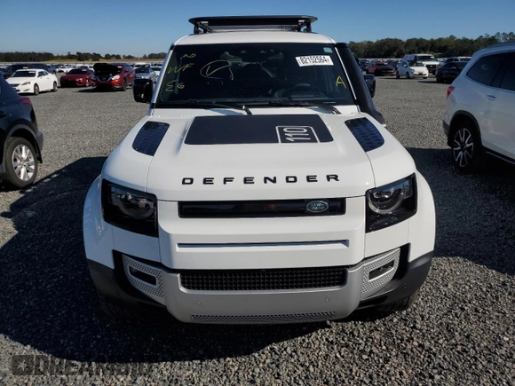 2024 Land Rover Defender S with VIN SALEJ7EU6R2309909, listed as a Copart auction lot 82152564 with 4,446 mi miles and Non repairable. Bid and sale history available at DreamBid. Image 5.