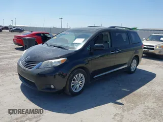 2013 Toyota Sienna XLE AAS z VIN 5TDYK3DC6DS340954, wystawiony jako IAAI lot #41883676 z przebiegiem 190 812 mil mil oraz . Historia ofert i sprzedaży dostępna na DreamBid. Obrazek 14.