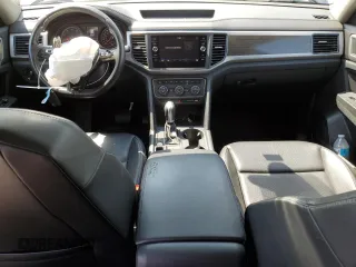 2018 Volkswagen Atlas SE z VIN 1V2DR2CA5JC551952, wystawiony jako Copart lot #53722495 z przebiegiem 128 721 mil mil oraz Szkoda całkowita • Salvage title. Historia ofert i sprzedaży dostępna na DreamBid. Obrazek 8.