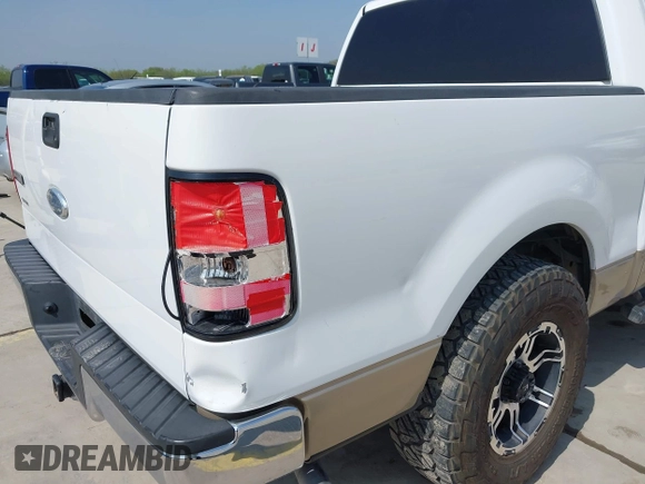 2007 Ford F-150 XLT z VIN 1FTRW12WX7KC53550, wystawiony jako IAAI lot #41909529 z przebiegiem 167 206 mil mil oraz . Historia ofert i sprzedaży dostępna na DreamBid. Obrazek 18.