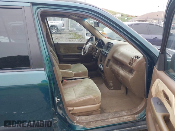 2002 Honda CR-V EX with VIN SHSRD788X2U000471, listed as a IAAI auction lot 41951015 with 137,976 mi miles. Bid and sale history available at carsss.com. Image 5.