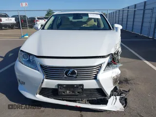 2013 Lexus ES 250 with VIN JTHBK1GGXD2026643, listed as a IAAI auction lot 41987475 with 48,481 mi miles and . Bid and sale history available at DreamBid. Image 12.