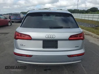 2020 Audi Q5 Premium Plus with VIN WA1BNAFYXL2051344, listed as a Copart auction lot 70340064 with 60,985 mi miles and Salvage Title. Bid and sale history available at carsss.com. Image 6.