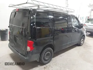 2016 Nissan NV200 S z VIN 3N6CM0KN2GK701438, wystawiony jako IAAI lot #41639317 z przebiegiem 178 280 mil mil oraz . Historia ofert i sprzedaży dostępna na DreamBid. Obrazek 4.