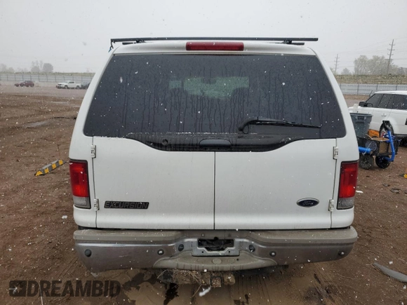 2001 Ford Excursion Limited z VIN 1FMNU42F01ED72943, wystawiony jako Copart lot #53872445 z przebiegiem 195 219 mil mil oraz Szkoda całkowita • Salvage title. Historia ofert i sprzedaży dostępna na DreamBid. Obrazek 6.