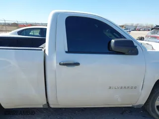 2018 Chevrolet Silverado 1500 Work Truck with VIN 1GCNCNEH0JZ107314, listed as a IAAI auction lot 41663669 with 79,609 mi miles. Bid and sale history available at carsss.com. Image 13.