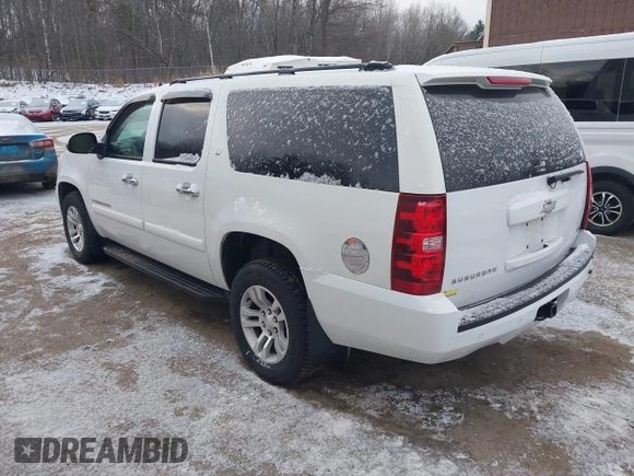 2007 Chevrolet Suburban LT with VIN 1GNFK16327J222353, listed as a IAAI auction lot 41393822 with 157,476 mi miles. Bid and sale history available at carsss.com. Image 3.