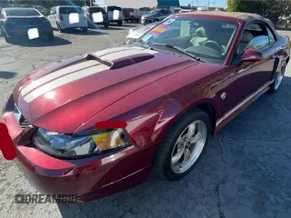 2004 Ford Mustang GT Deluxe z VIN 1FAFP45XX4F150757, wystawiony jako Copart lot #89221755 z przebiegiem 43 827 mil mil oraz Czysty tytuł • Clean title. Historia ofert i sprzedaży dostępna na DreamBid. Obrazek 2.