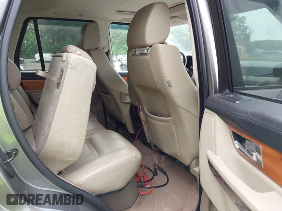 2011 Land Rover Range Rover Sport HSE with VIN SALSF2D4XBA265904, listed as a IAAI auction lot 42226079 with 122,723 mi miles and . Bid and sale history available at DreamBid. Image 8.