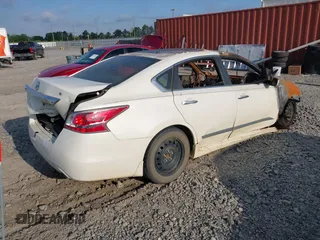 2015 Nissan Altima S z VIN 1N4AL3AP2FC464879, wystawiony jako IAAI lot #42030405 z przebiegiem Nie podano mil oraz . Historia ofert i sprzedaży dostępna na DreamBid. Obrazek 4.