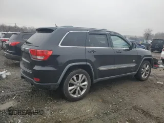 2011 Jeep Grand Cherokee 70th Anniversary with VIN 1J4RR4GT3BC675003, listed as a Copart auction lot 85105224 with 184,430 mi miles and Salvage Title. Bid and sale history available at carsss.com. Image 3.