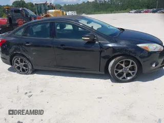 2013 Ford Focus SE z VIN 1FADP3F22DL353728, wystawiony jako IAAI lot #42546926 z przebiegiem 78 083 mil mil oraz . Historia ofert i sprzedaży dostępna na DreamBid. Obrazek 1.