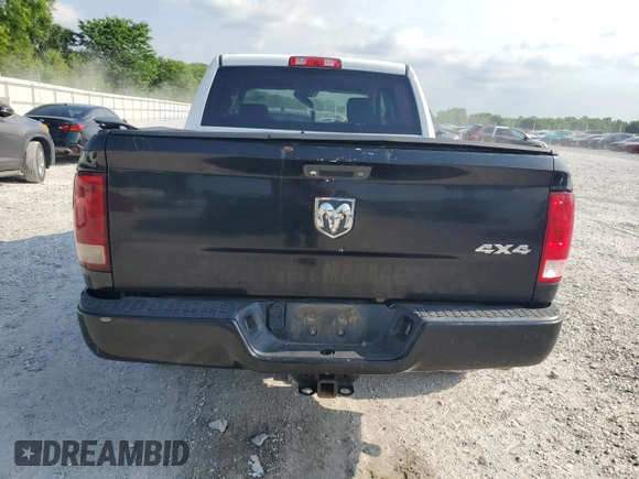 2016 Ram 1500 Tradesman z VIN 3C6RR7KT1GG225540, wystawiony jako Copart lot #58956275 z przebiegiem 172 937 mil mil oraz Szkoda całkowita • Salvage title. Historia ofert i sprzedaży dostępna na DreamBid. Obrazek 6.