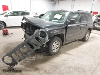 2017 Jeep Patriot Sport with VIN 1C4NJPBB0HD203579, listed as a IAAI auction lot 41475052 with 140,928 mi miles. Bid and sale history available at carsss.com. Image 17.