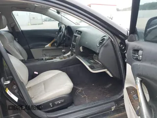 2009 Lexus IS 350 with VIN JTHBE262X92016415, listed as a IAAI auction lot 42782896 with 203,613 mi miles and . Bid and sale history available at DreamBid. Image 5.