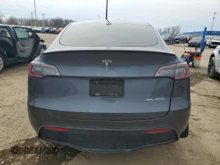 2023 Tesla Model Y Long Range z VIN 7SAYGDEE3PF884220, wystawiony jako Copart lot #52072605 z przebiegiem 44 996 mil mil oraz Czysty tytuł • Clean title. Historia ofert i sprzedaży dostępna na DreamBid. Obrazek 6.