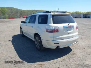 2012 GMC Acadia Denali with VIN 1GKKVTED7CJ408134, listed as a IAAI auction lot 42118748 with 173,977 mi miles. Bid and sale history available at carsss.com. Image 3.
