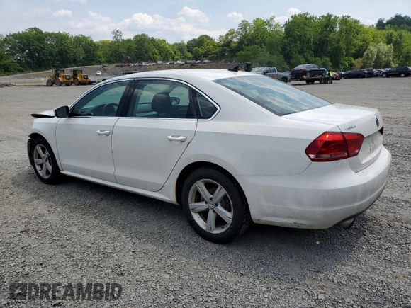 2015 Volkswagen Passat SE z VIN 1VWBV7A39FC010655, wystawiony jako Copart lot #59457165 z przebiegiem 270 971 mil mil oraz Szkoda całkowita • Salvage title. Historia ofert i sprzedaży dostępna na DreamBid. Obrazek 2.