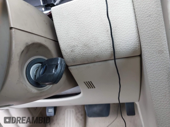 2007 Lincoln MKX z VIN 2LMDU68C57BJ05441, wystawiony jako IAAI lot #42324930 z przebiegiem Nie podano mil oraz . Historia ofert i sprzedaży dostępna na DreamBid. Obrazek 11.