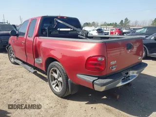 2000 Ford F-150 с VIN 1FTRX07W2YKA58012, выставлен на аукционе IAAI как лот 41783613 с пробегом 224 922 миль миль и . История ставок и продаж доступна на DreamBid. Изображение 3.
