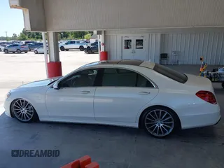 2015 Mercedes-Benz S 550 with VIN WDDUG8CB6FA102310, listed as a IAAI auction lot 42157319 with 94,517 mi miles and . Bid and sale history available at carsss.com. Image 14.