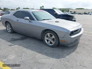 2013 Dodge Challenger SXT with VIN 2C3CDYAG7DH611273, listed as a IAAI auction lot 41638740 with 1 mi miles. Bid and sale history available at carsss.com. Image 1.