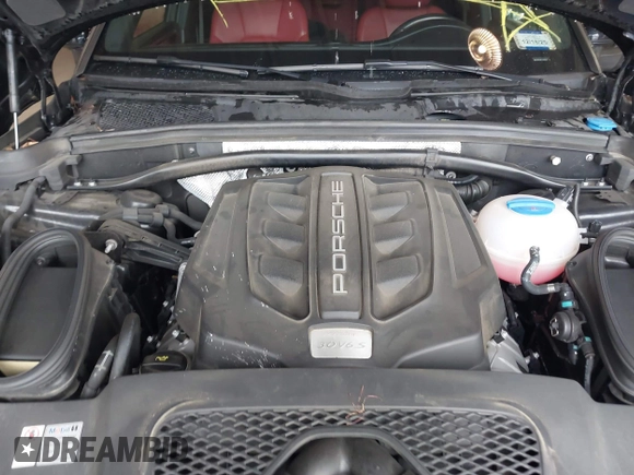 2018 Porsche Macan S with VIN WP1AB2A55JLB32335, listed as a IAAI auction lot 42253854 with 89,979 mi miles and . Bid and sale history available at DreamBid. Image 10.