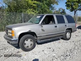 1999 GMC Yukon with VIN 1GKEK13R5XJ725991, listed as a Copart auction lot 71176784 with 245,481 mi miles and Clean Title. Bid and sale history available at carsss.com. Image 1.