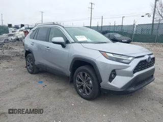 2024 Toyota RAV4 Hybrid XLE Premium with VIN JTMB6RFV0RD140022, listed as a IAAI auction lot 41779613 with 923 mi miles. Bid and sale history available at carsss.com. Image 1.