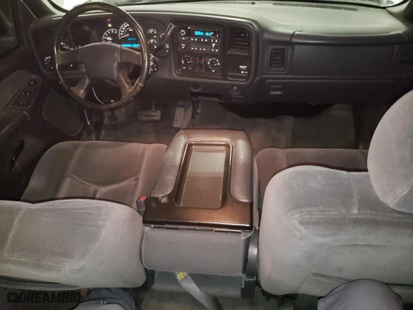 2003 Chevrolet Silverado 1500 LT with VIN 2GCEK19T131282872, listed as a Copart auction lot 82760024 with 190,615 mi miles and Salvage Title. Bid and sale history available at carsss.com. Image 8.
