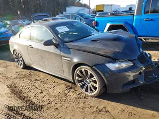 2009 BMW M3 with VIN WBSWD93519P361082, listed as a IAAI auction lot 41642034 with 105,742 mi miles. Bid and sale history available at carsss.com. Image 1.