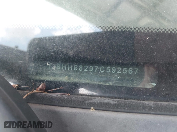 2007 Jeep Commander Overland z VIN 1J8HH68297C592567, wystawiony jako IAAI lot #42591274 z przebiegiem 254 555 mil mil oraz . Historia ofert i sprzedaży dostępna na DreamBid. Obrazek 9.