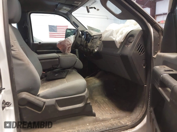 2013 Ford F-250 XL with VIN 1FT7X2B68DEB77475, listed as a IAAI auction lot 41609807 with 212,864 mi miles and . Bid and sale history available at DreamBid. Image 5.
