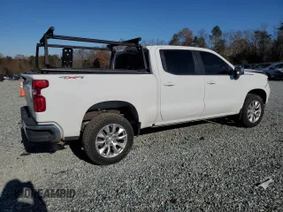 2022 Chevrolet Silverado 1500 LT with VIN 1GCPDDEK2NZ570086, listed as a Copart auction lot 82331784 with 86,026 mi miles and Salvage Title. Bid and sale history available at DreamBid. Image 3.