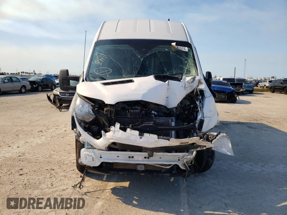 2020 Ford Transit Cargo with VIN 1FTBR1XG8LKA24935, listed as a Copart auction lot 39563524 with Not Provided miles and Non Repairable. Bid and sale history available at DreamBid. Image 5.