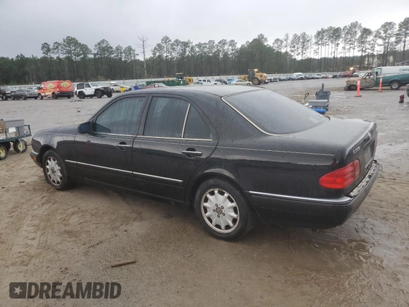 1997 Mercedes-Benz E-Class with VIN WDBJF20F3VA351844, listed as a Copart auction lot 44768675 with 259,549 mi miles and Salvage Title. Bid and sale history available at carsss.com. Image 2.