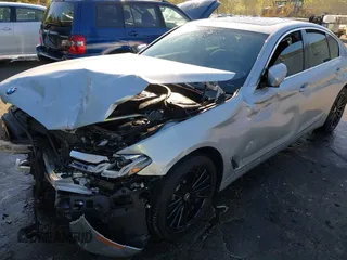 2021 BMW 5 Series 530i with VIN WBA53BH01MWX15298, listed as a IAAI auction lot 42038023 with 49,523 mi miles and . Bid and sale history available at DreamBid. Image 6.