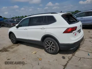 2021 Volkswagen Tiguan SE z VIN 3VV3B7AX1MM071918, wystawiony jako Copart lot #61259035 z przebiegiem 37 267 mil mil oraz Szkoda całkowita • Salvage title. Historia ofert i sprzedaży dostępna na DreamBid. Obrazek 2.