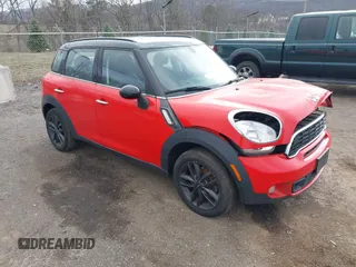 2012 MINI Countryman S with VIN WMWZC3C52CWM26424, listed as a IAAI auction lot 41828011 with 145,678 mi miles and . Bid and sale history available at DreamBid. Image 1.