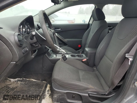 2008 Pontiac G6 1SV Value Leader z VIN 1G2ZF57B384267717, wystawiony jako Copart lot #52159645 z przebiegiem 297 138 mil mil oraz Tytuł czysty. Historia ofert i sprzedaży dostępna na DreamBid. Obrazek 7.
