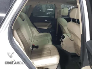 2018 Audi Q5 Premium Plus with VIN WA1BNAFY2J2007240, listed as a Copart auction lot 88902905 with 83,180 mi miles and Salvage Title. Bid and sale history available at carsss.com. Image 10.